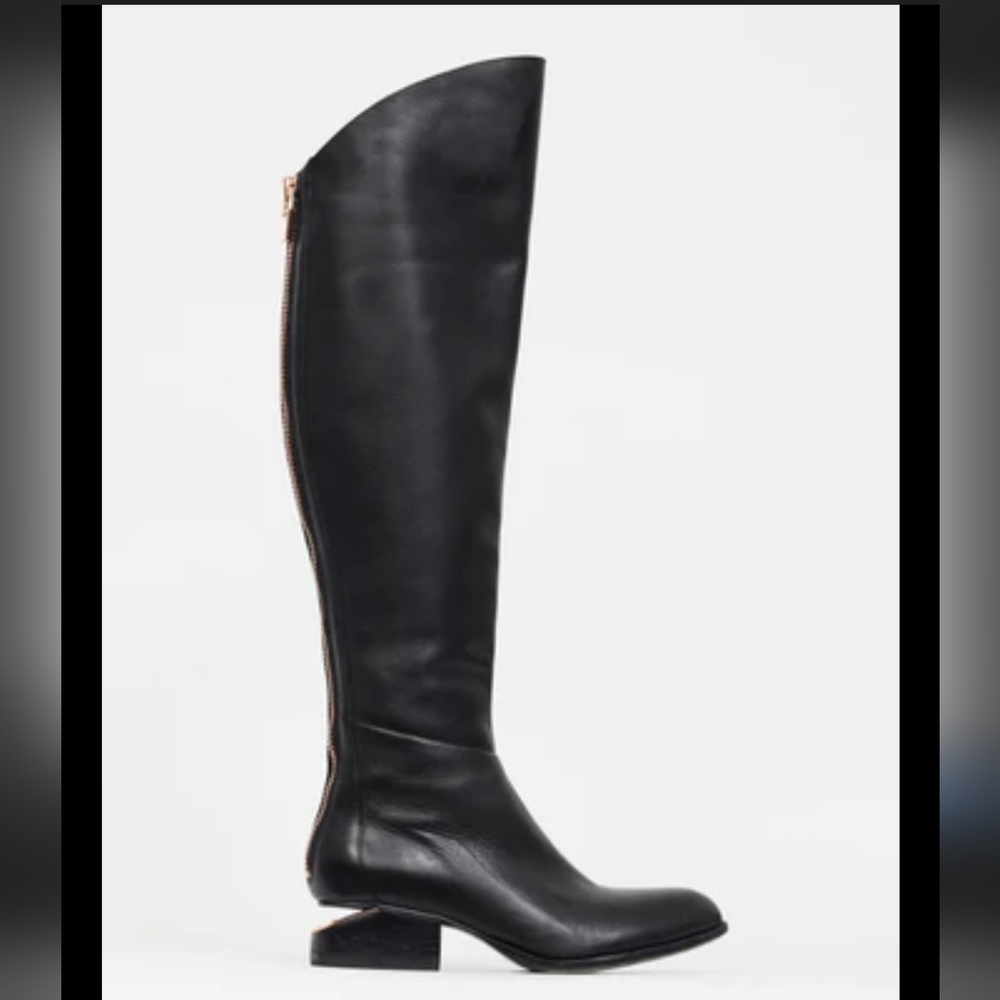 Flower Black Celebrity Favorite Zip Up Knee Boots Different Looking